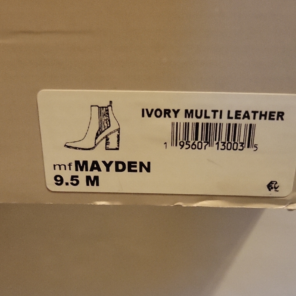 Marc Fisher Ivory Mayden Leather Ankle Booties - Picture 3 of 8